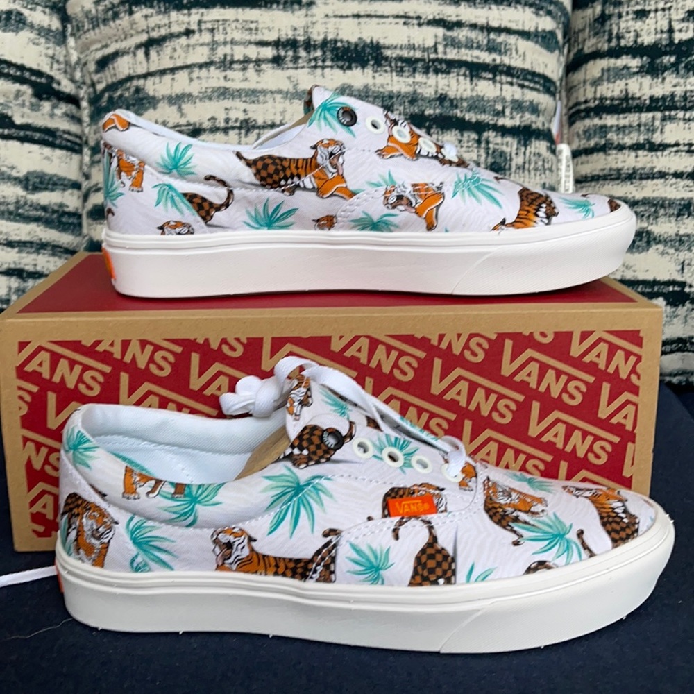 Vans Comfycush Era Discovery WMNS